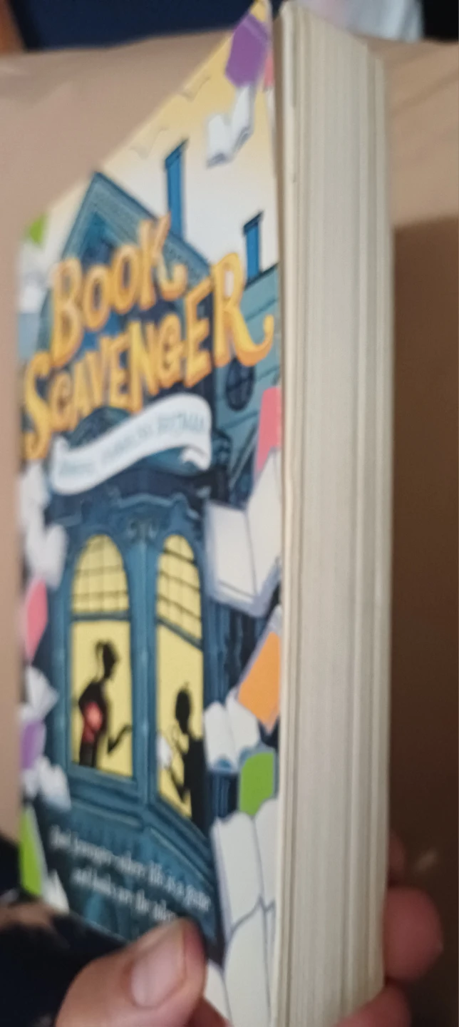 'Book Scavenger' by Jennifer Chambliss Bertman - photo 3