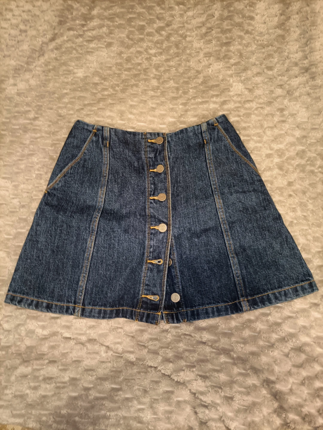 Wilfred denim button-down skirt