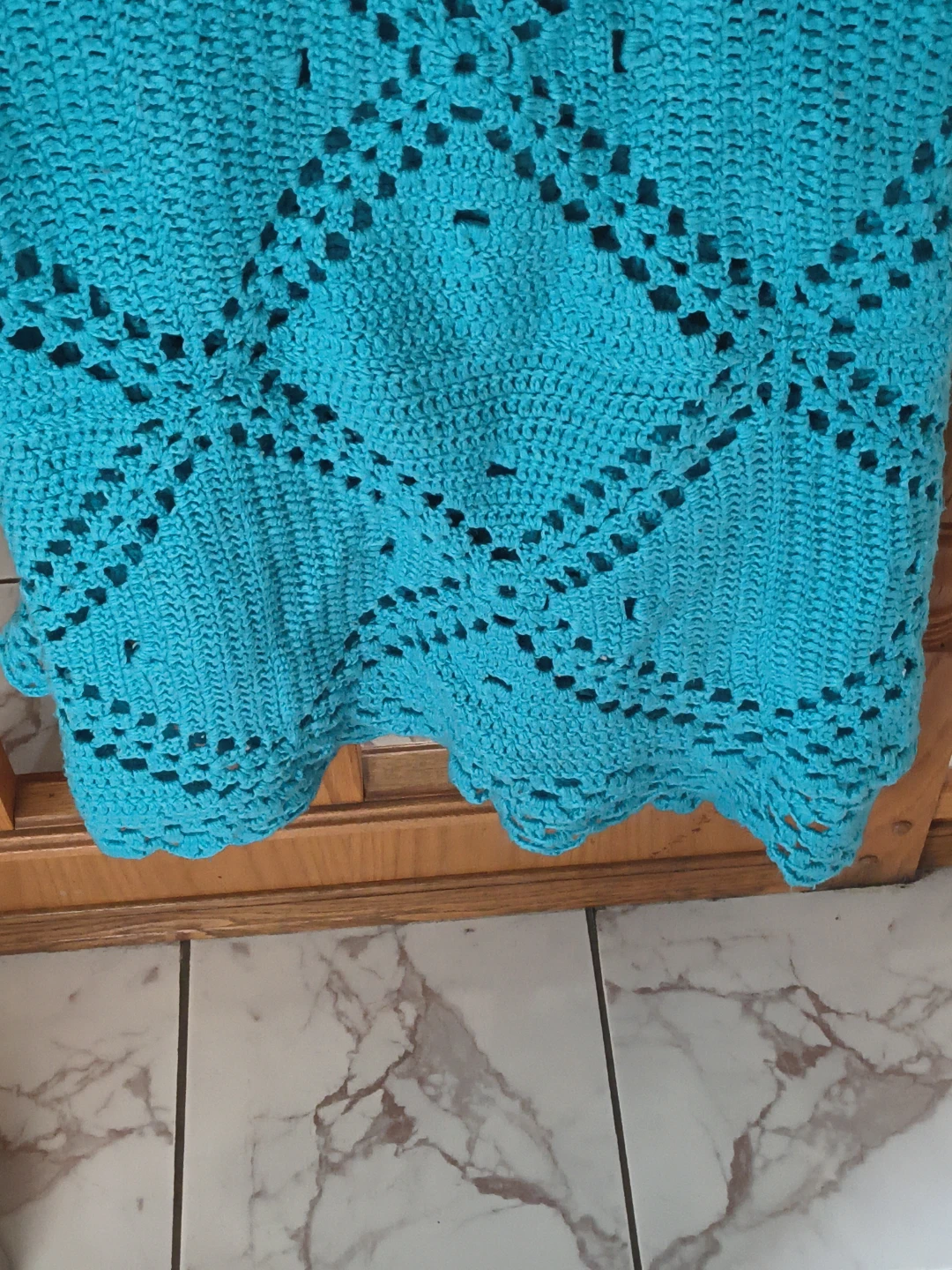 Hand-crocheted teal throw blanket - photo 3
