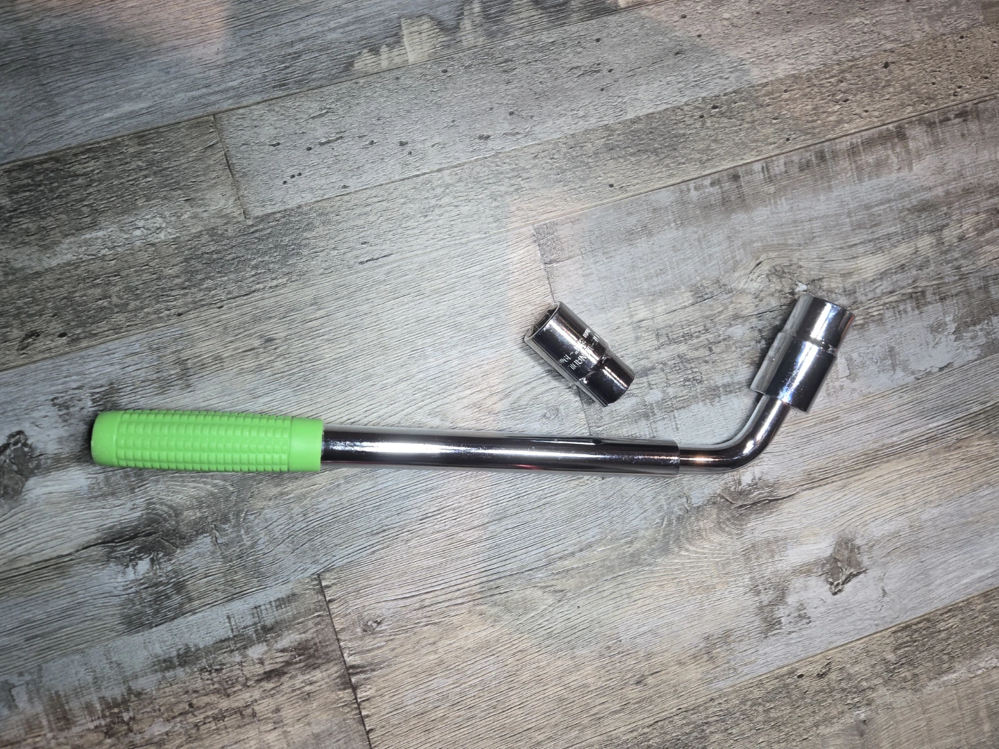 Lug Wrench with Sockets