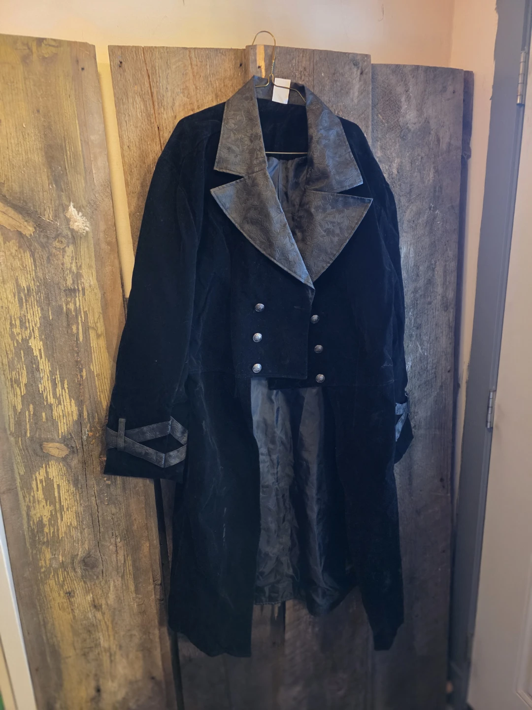 Spirit Halloween Vampire Costume Set - photo 4