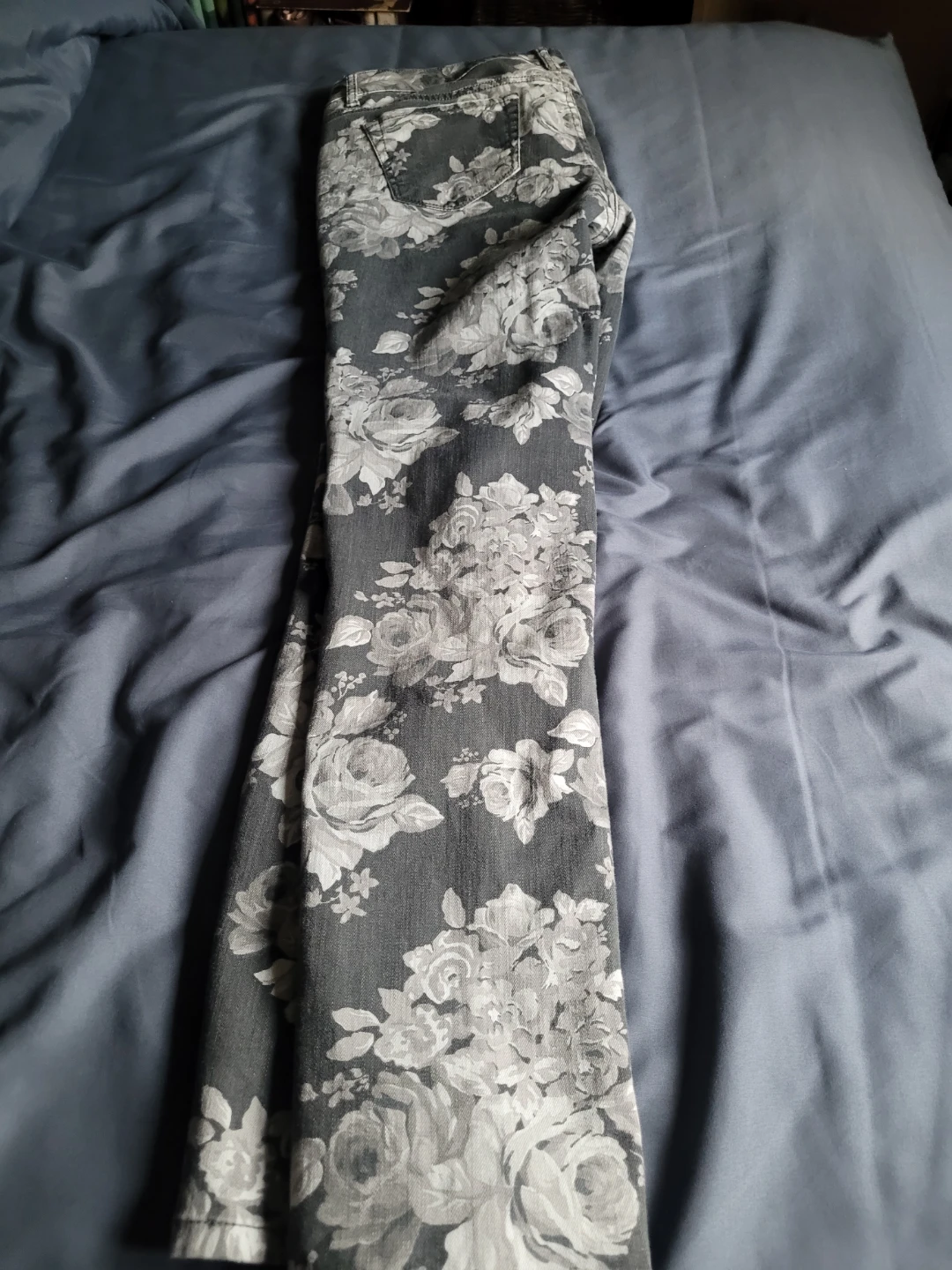 Aeropostale Ashley Ultra Skinny Floral Jeans - photo 2