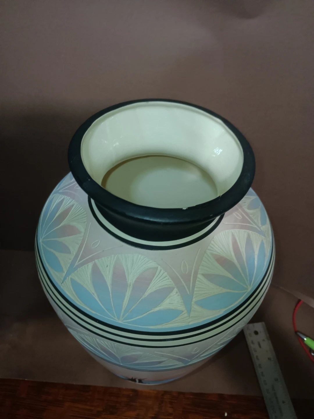 Sally Dineh Hand-Painted Decorative Vase - photo 5