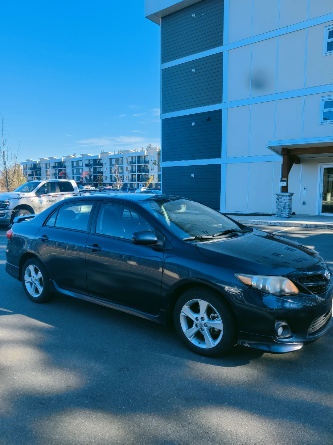 Toyota Corolla S Sedan - photo 3