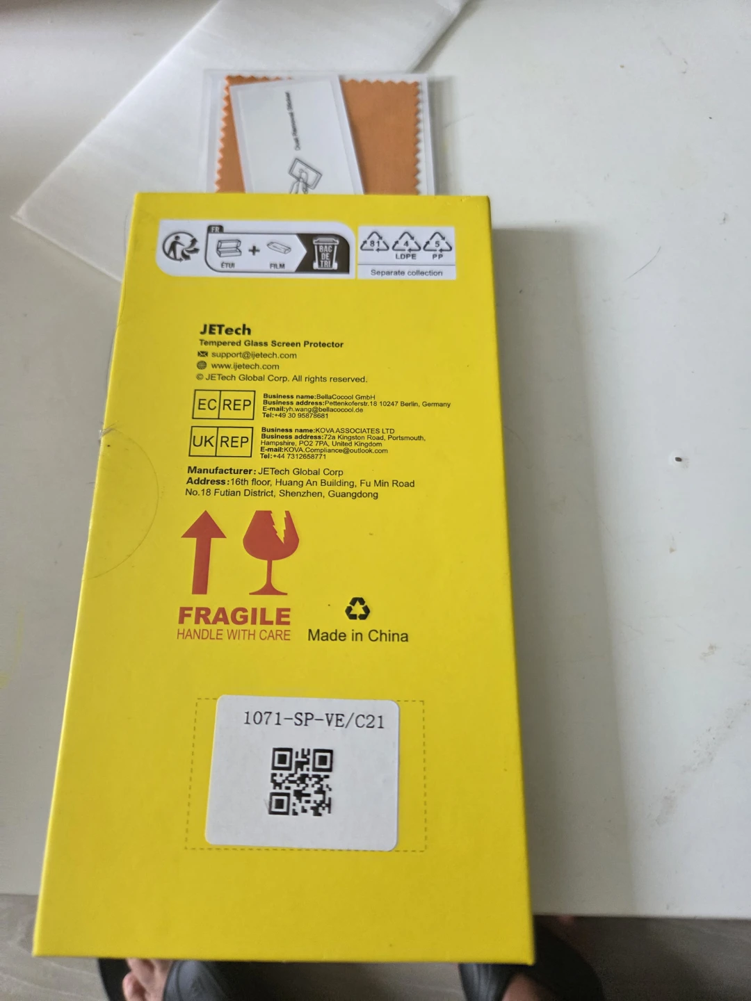 JETech Tempered Glass Screen Protector for iPhone 6.1-Inch - photo 3