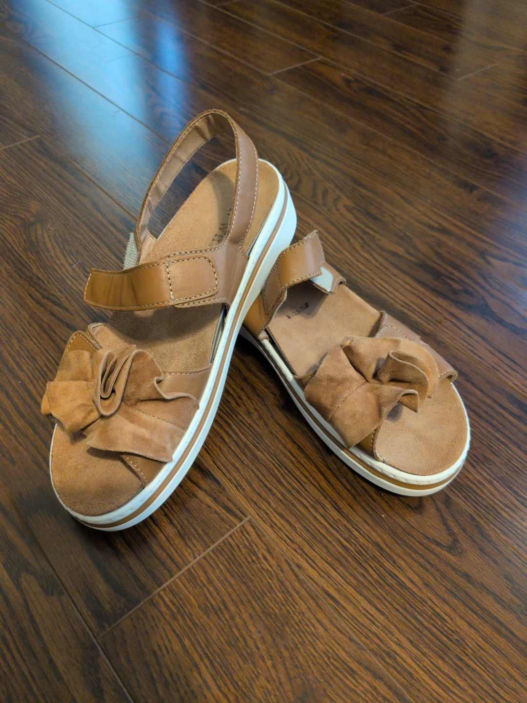 Ron White brown leather sandals