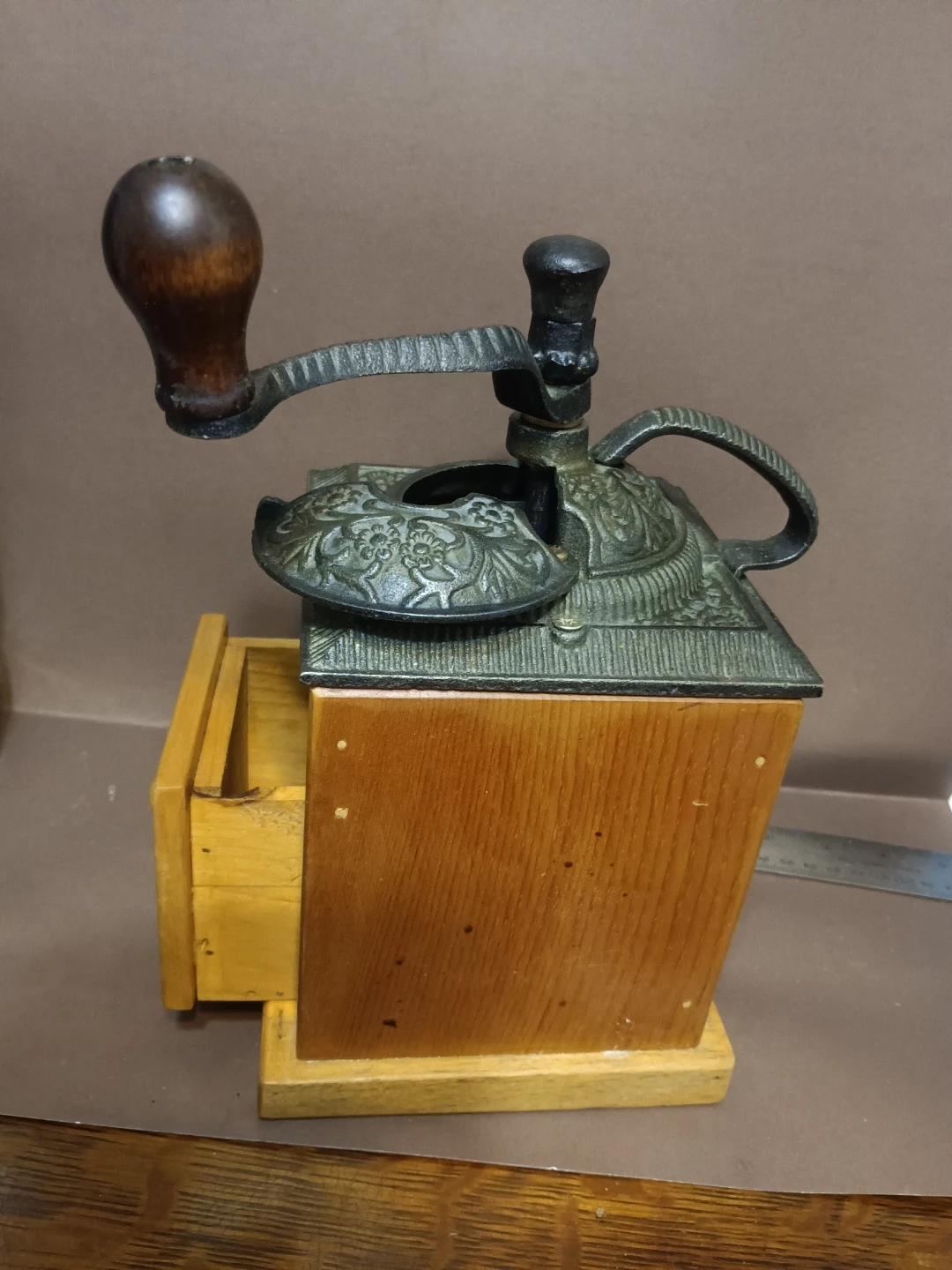 Daniel N. Anderson Artisan Coffee Grinder - photo 4