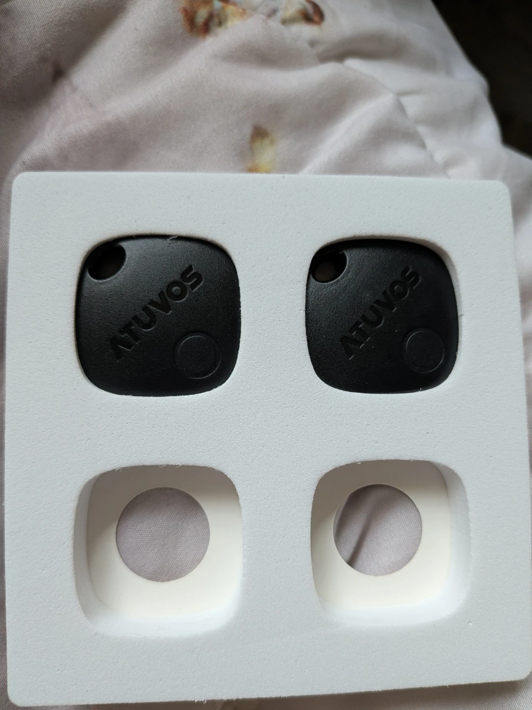 Air tags trackers x2