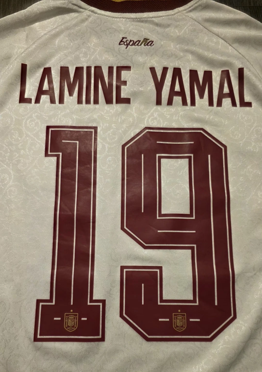 Lamine Yamal #19 Spain away jersey