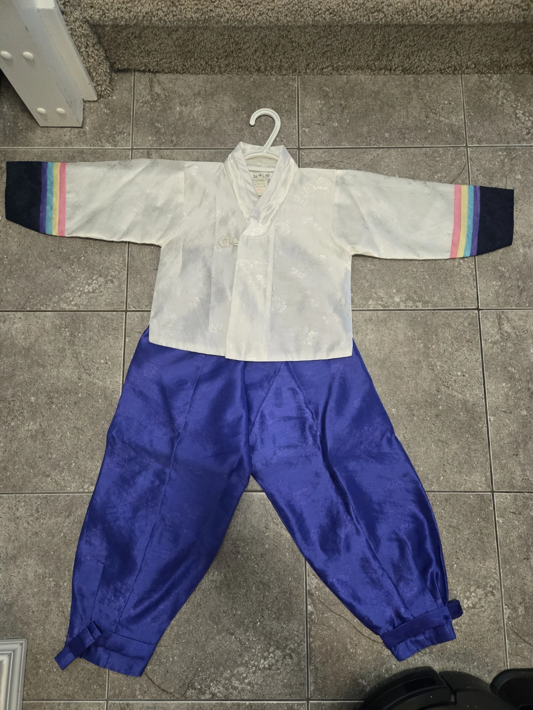 Children's Hanbok Traditional Korean Outfit Size 5