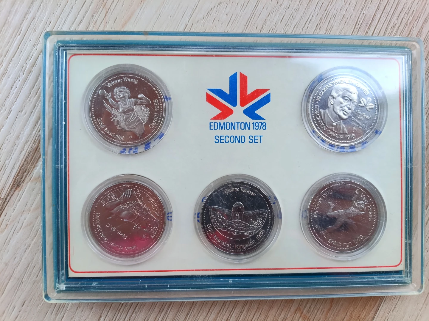 1978 Edmonton Commonwealth Games Medal Set - photo 2