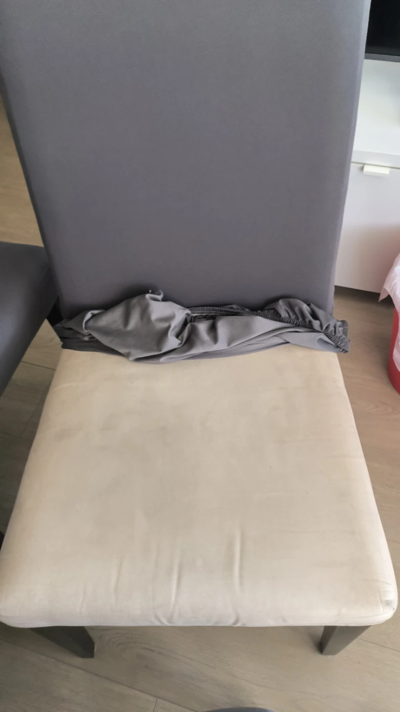 Ikea set of 6 Grey Chairs - photo 3