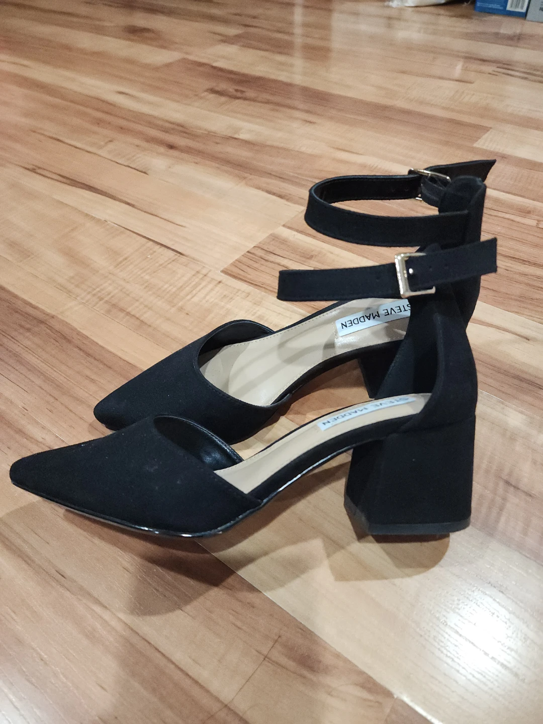 Steve Madden  Black Ankle Strap Heels Size 6M