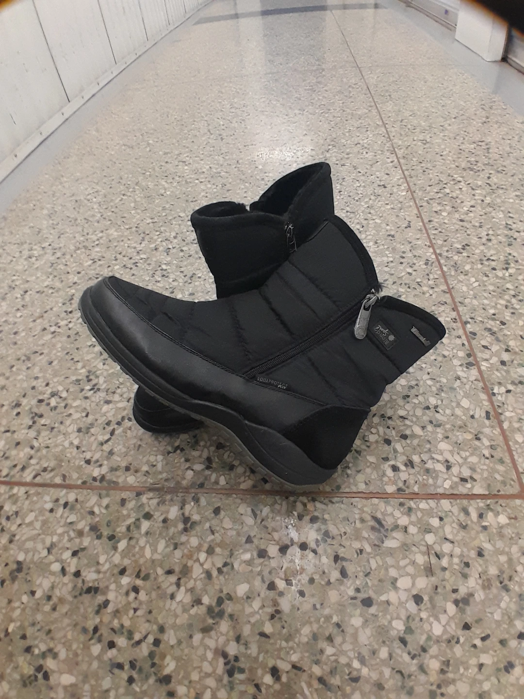 Blondo Sport Winter Boots Women's Size 11