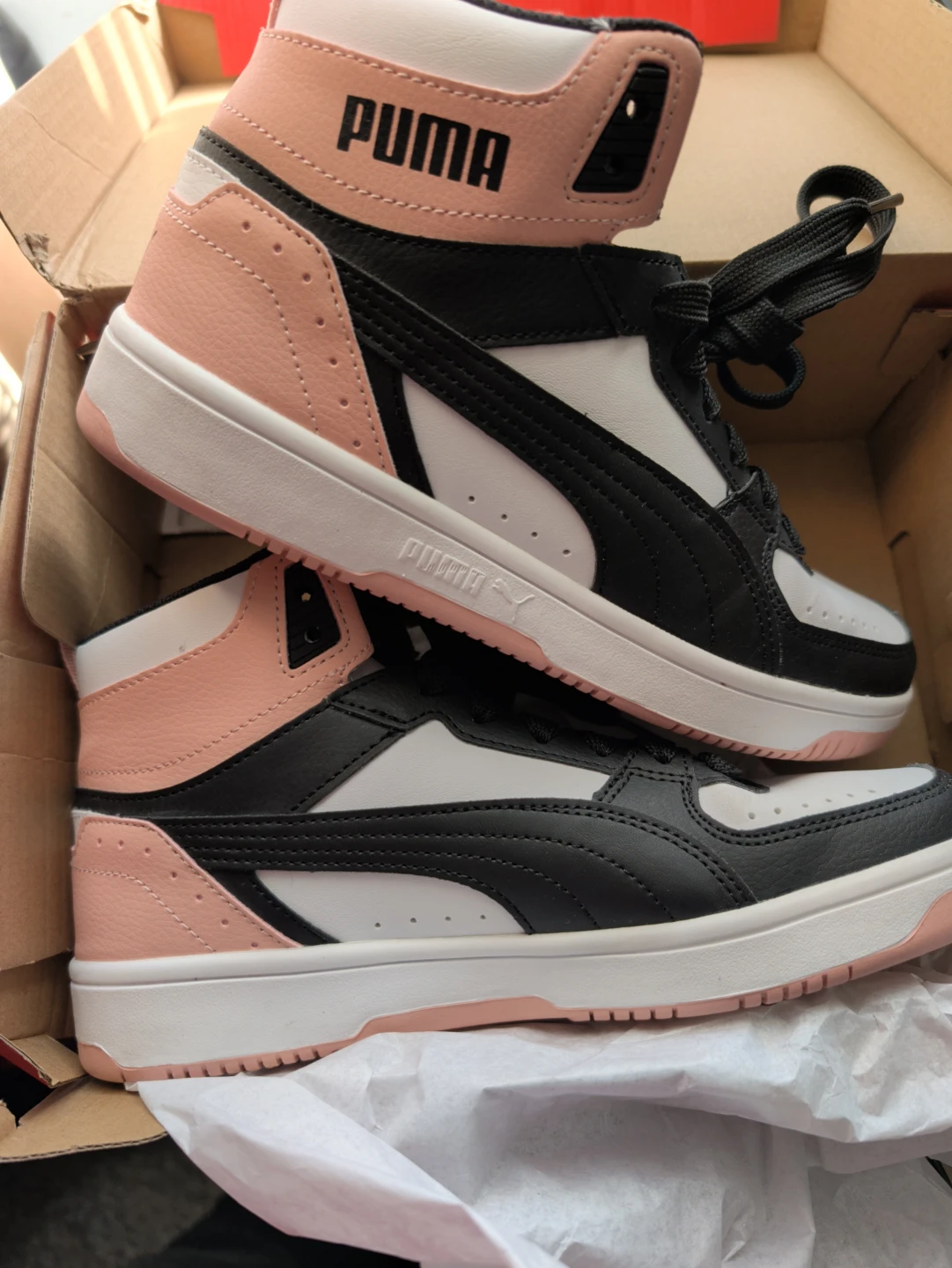 Puma Rebound JOY Women's Sneakers - Size 7.5
