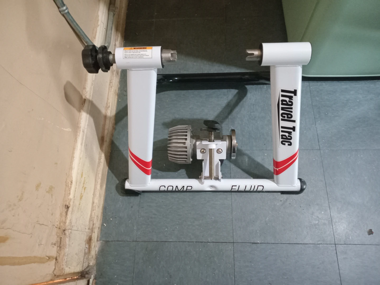 Travel Trac Comp Fluid Bike Trainer - photo 2
