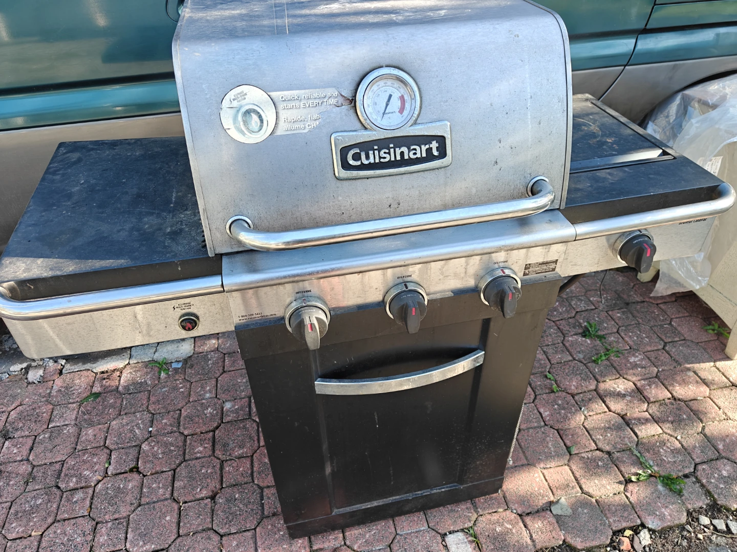 Cuisinart 3-Burner BBQ Grill