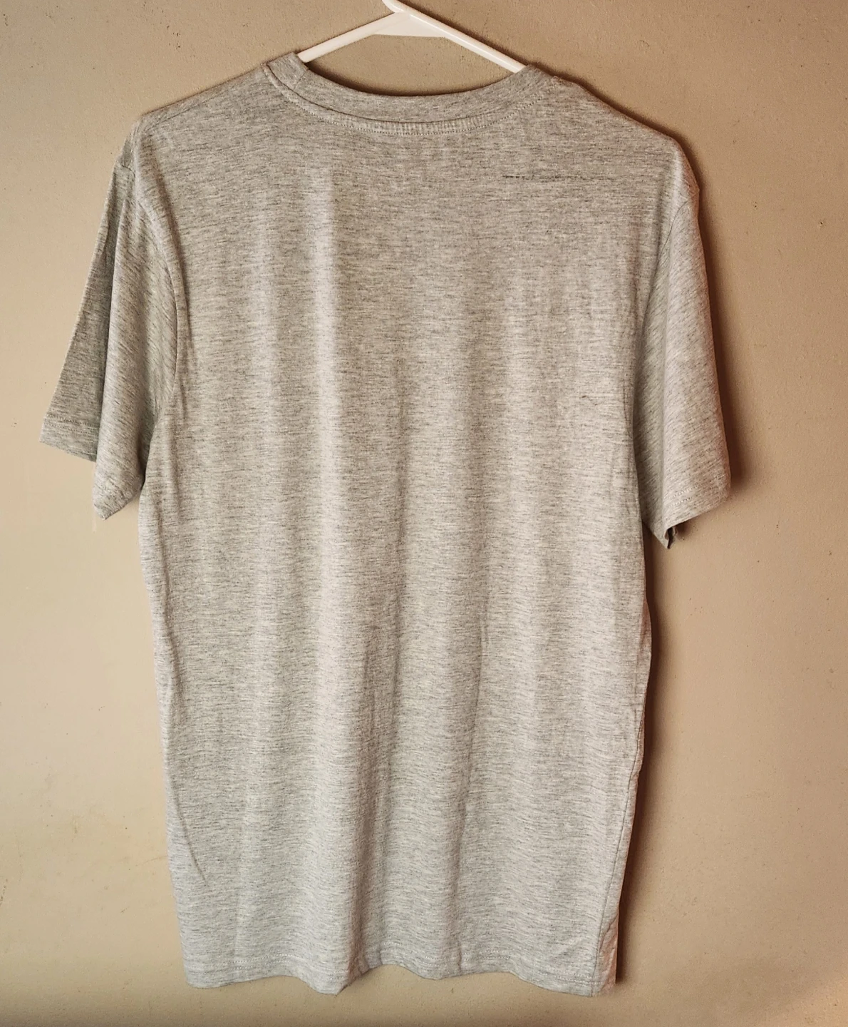 Just Hanging Out Tee - photo 2