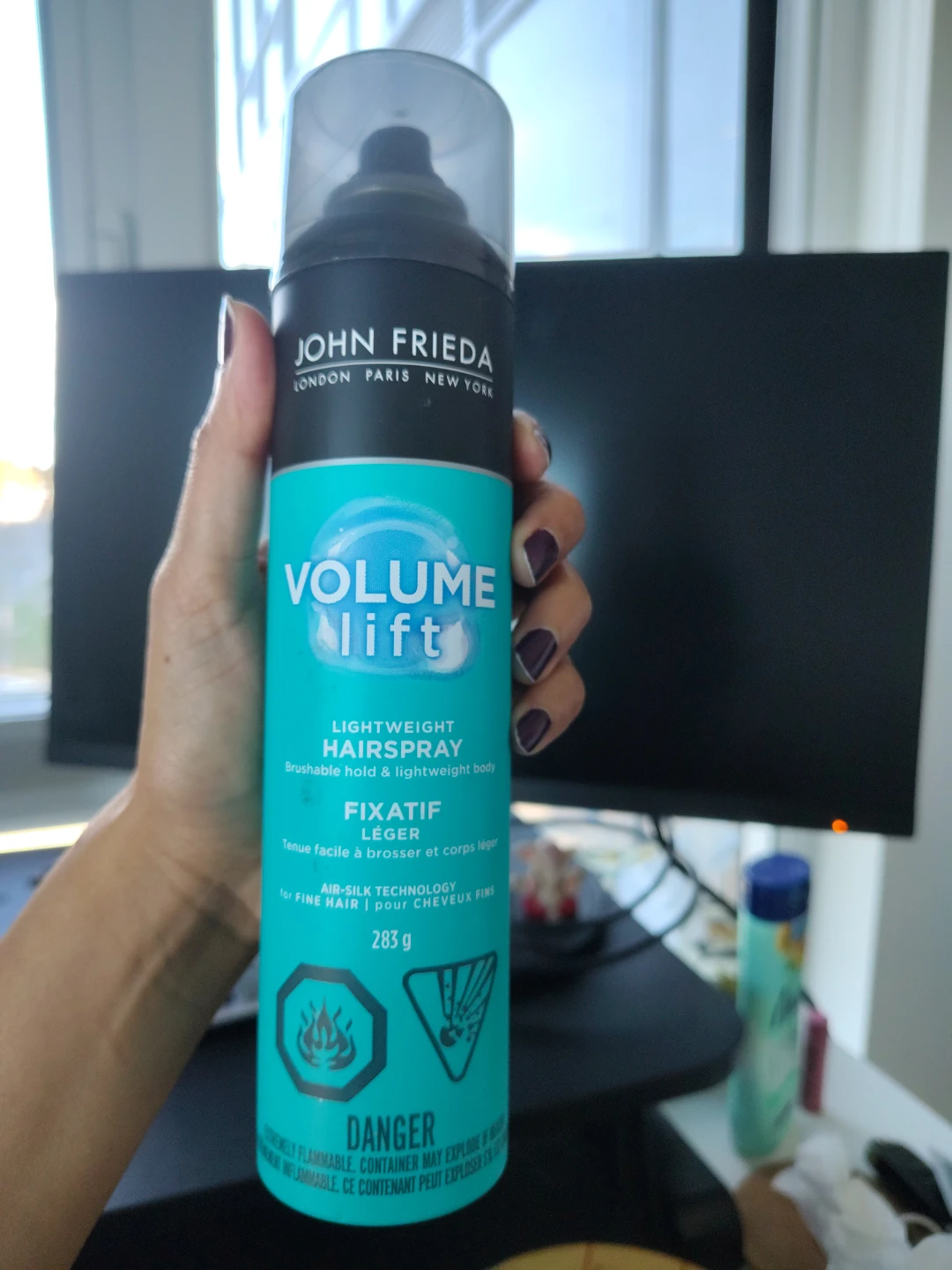 John Frieda Volume Lift Lightweight Hairspray - photo 2