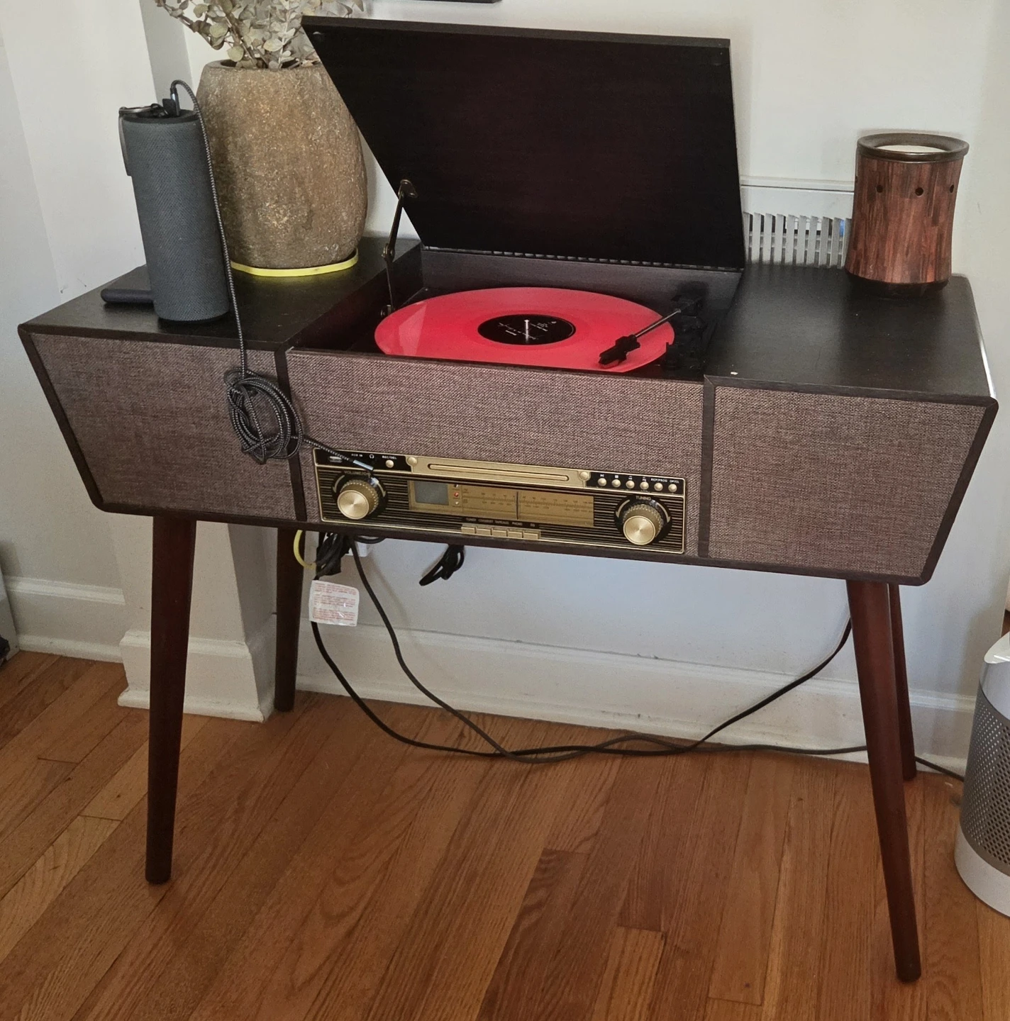 MCM Style All-in-One Entertainment Console (Vinyl, CD & Radio)