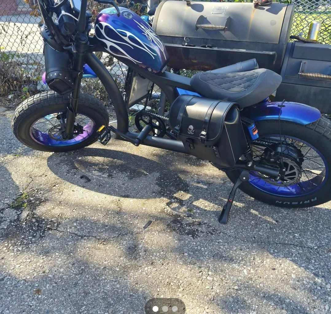 Lithium chopper ebike with accessories