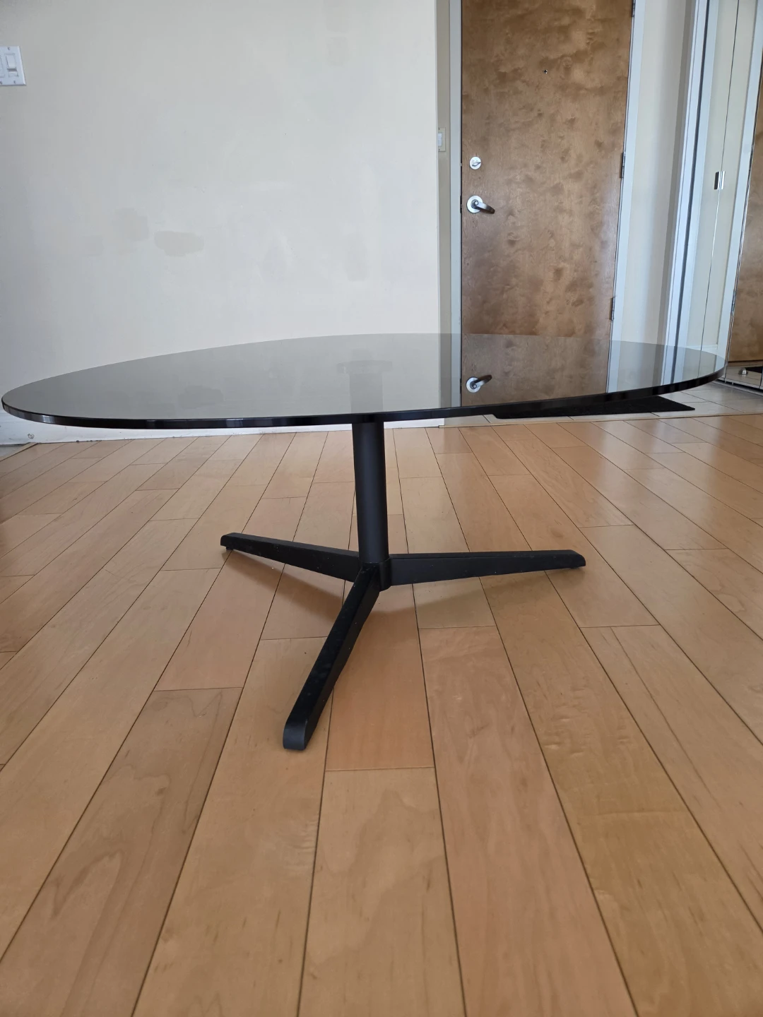 Modern glass coffee table - photo 4
