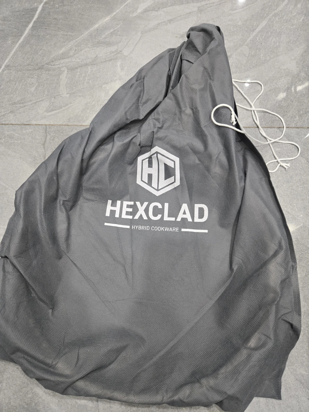 HexClad Hybrid Nonstick Frying Pan 12" $130 - photo 3