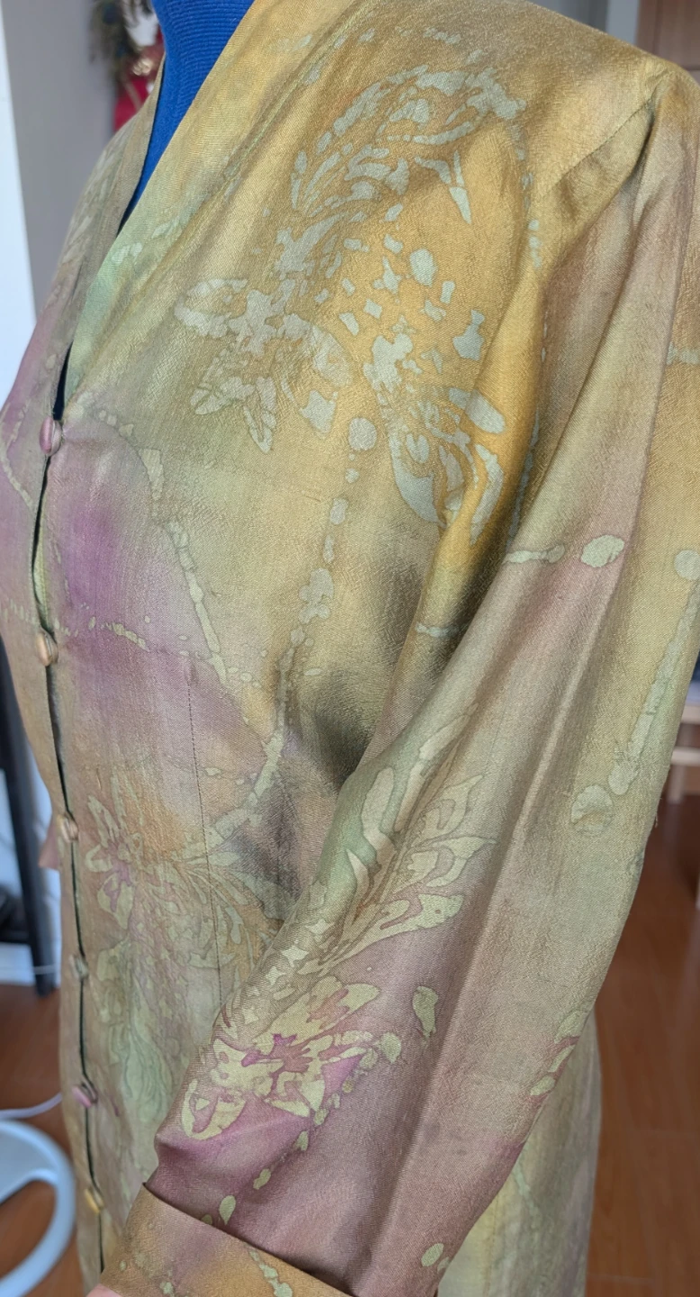 Hand painted raw silk floral pattern  button-up tunic - photo 3