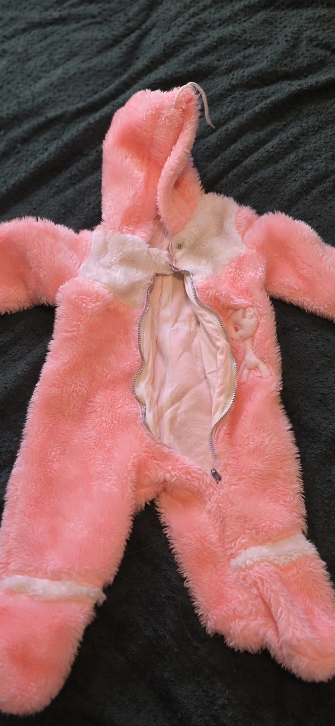 Assorted Baby Snowsuits and Baby Bundle (Newborn to 6–9 Months) - photo 4
