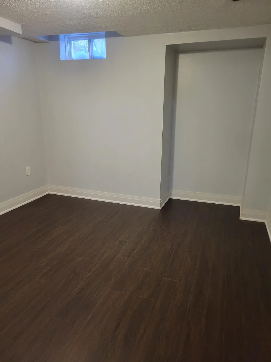 3 bedroom Basement Apt for Rent in Brampton - photo 2