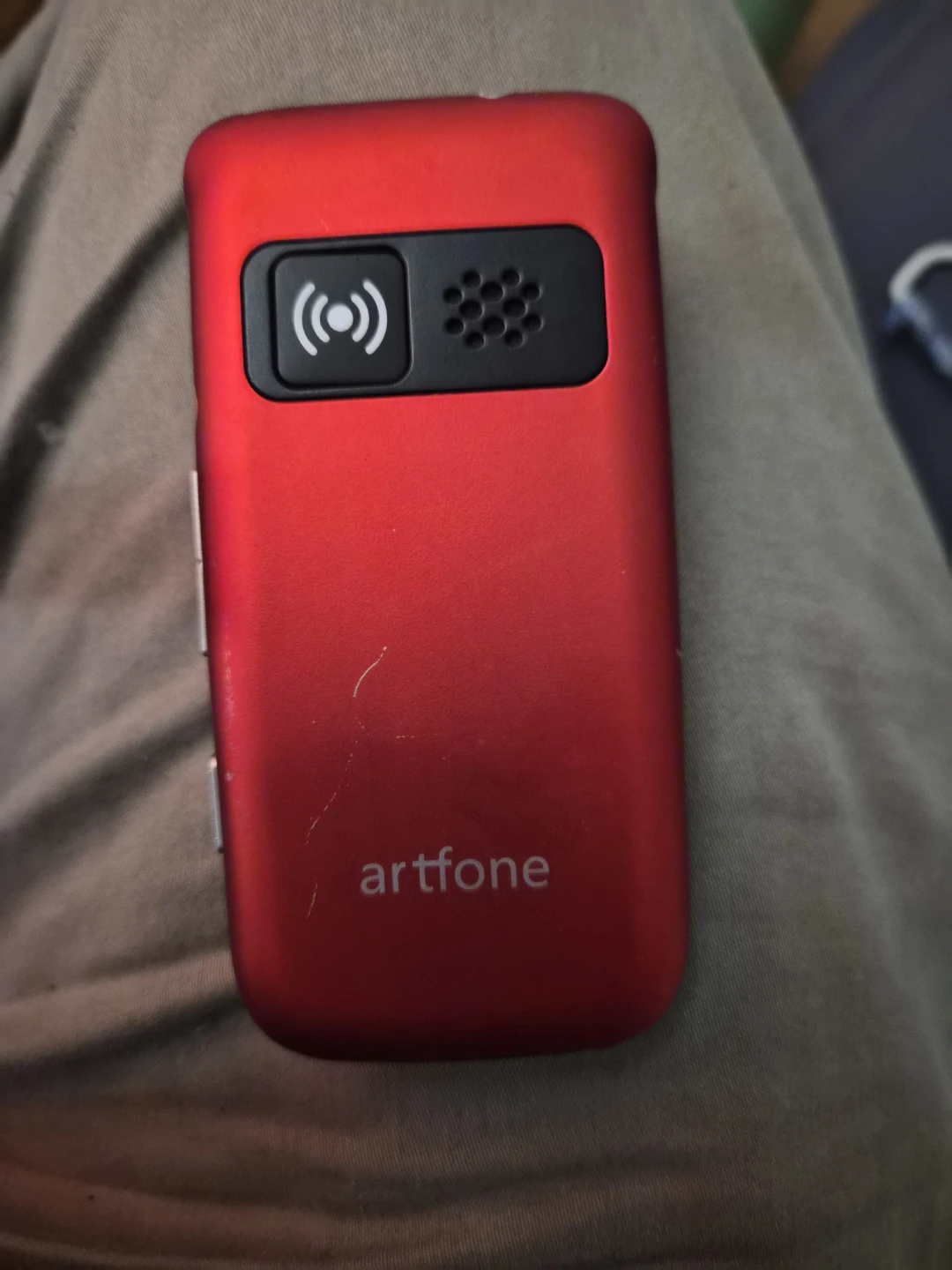 Artfone Red Flip Phone - photo 3