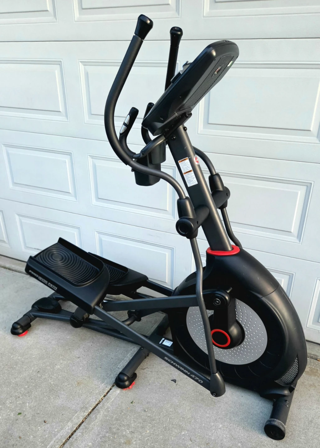 Schwinn 470 Top-Tier Elliptical Machine. Like New! - photo 5