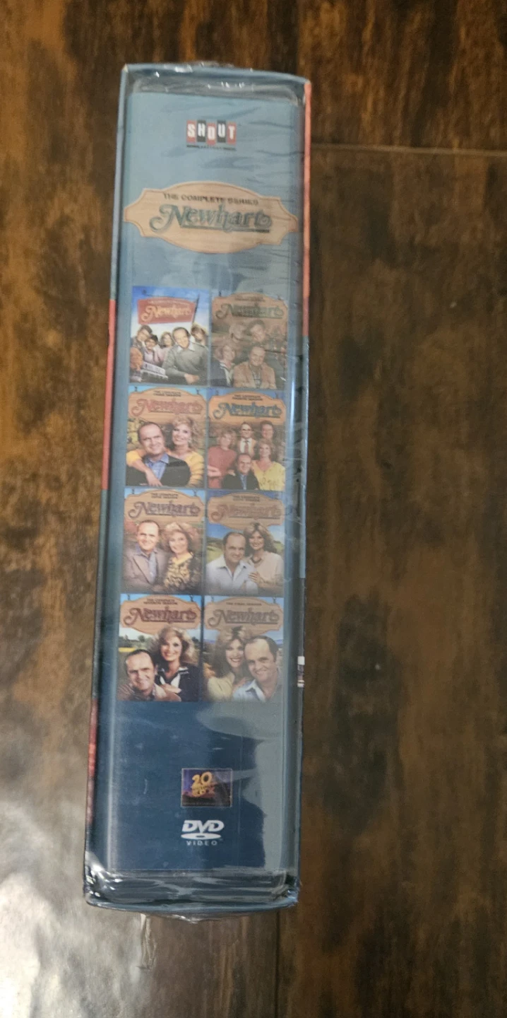 Newhart: The Complete TV Series - photo 3
