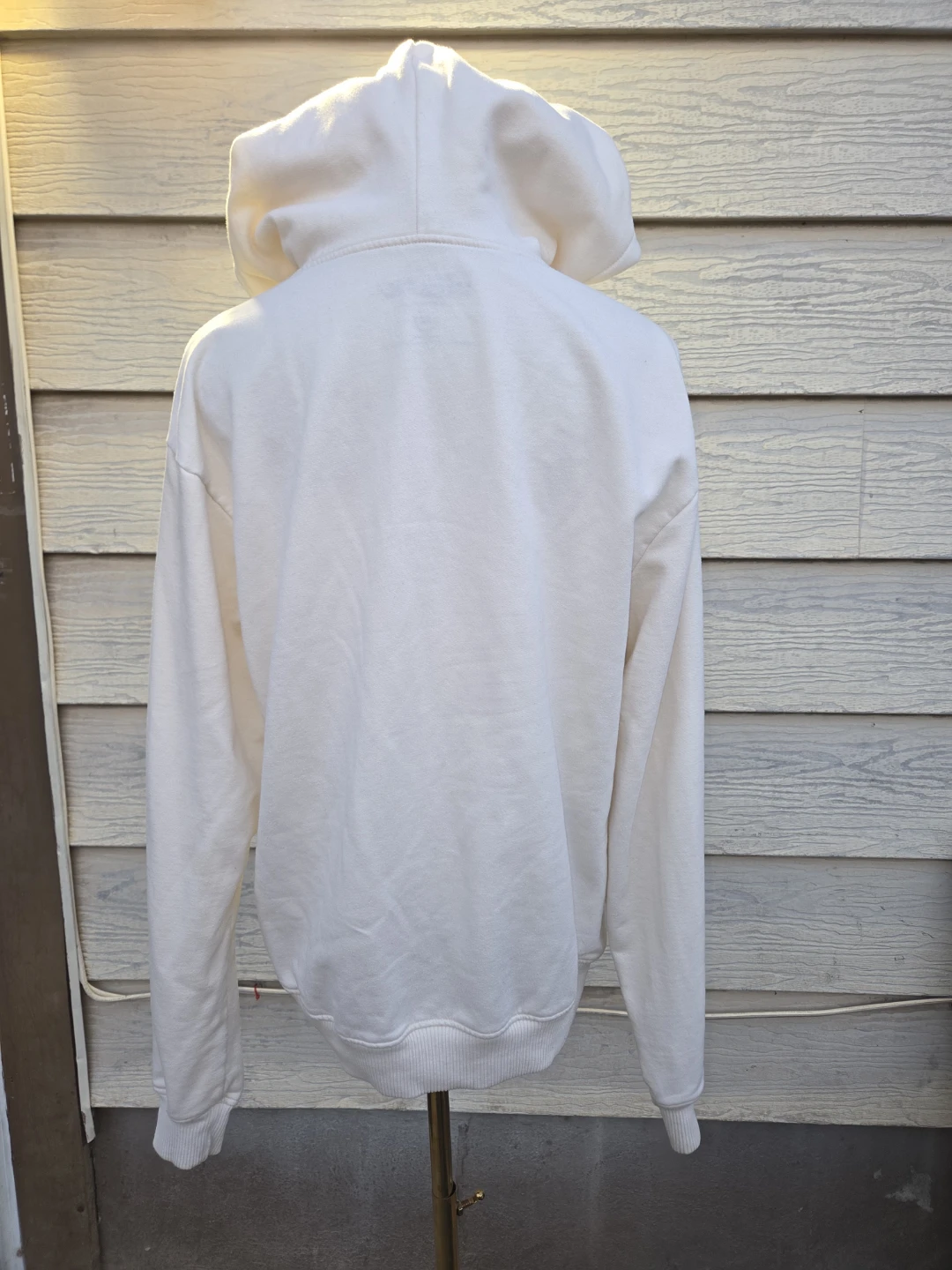 Mossimo Cream Graphic Hoodie - photo 2