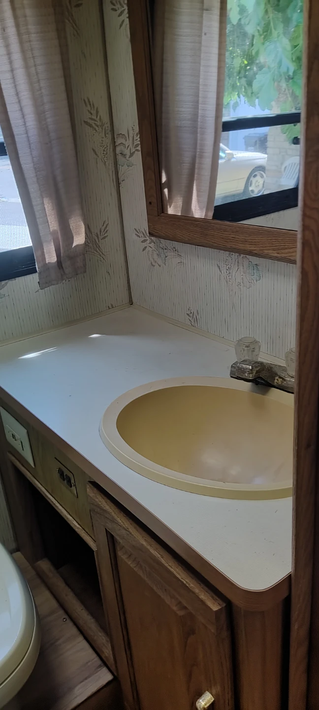 Itasca Class A Motorhome - photo 5