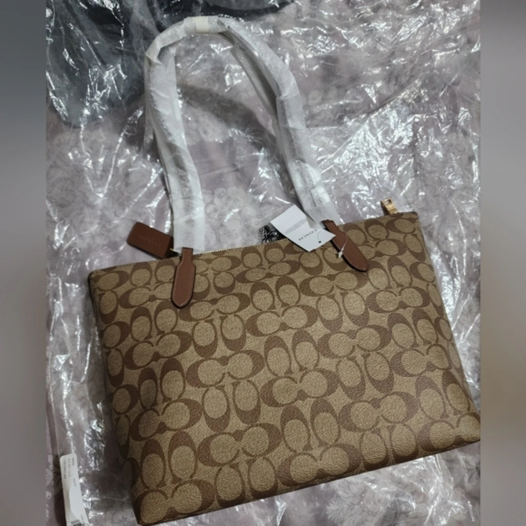 Coach Signature Zip Tote Bag - photo 2