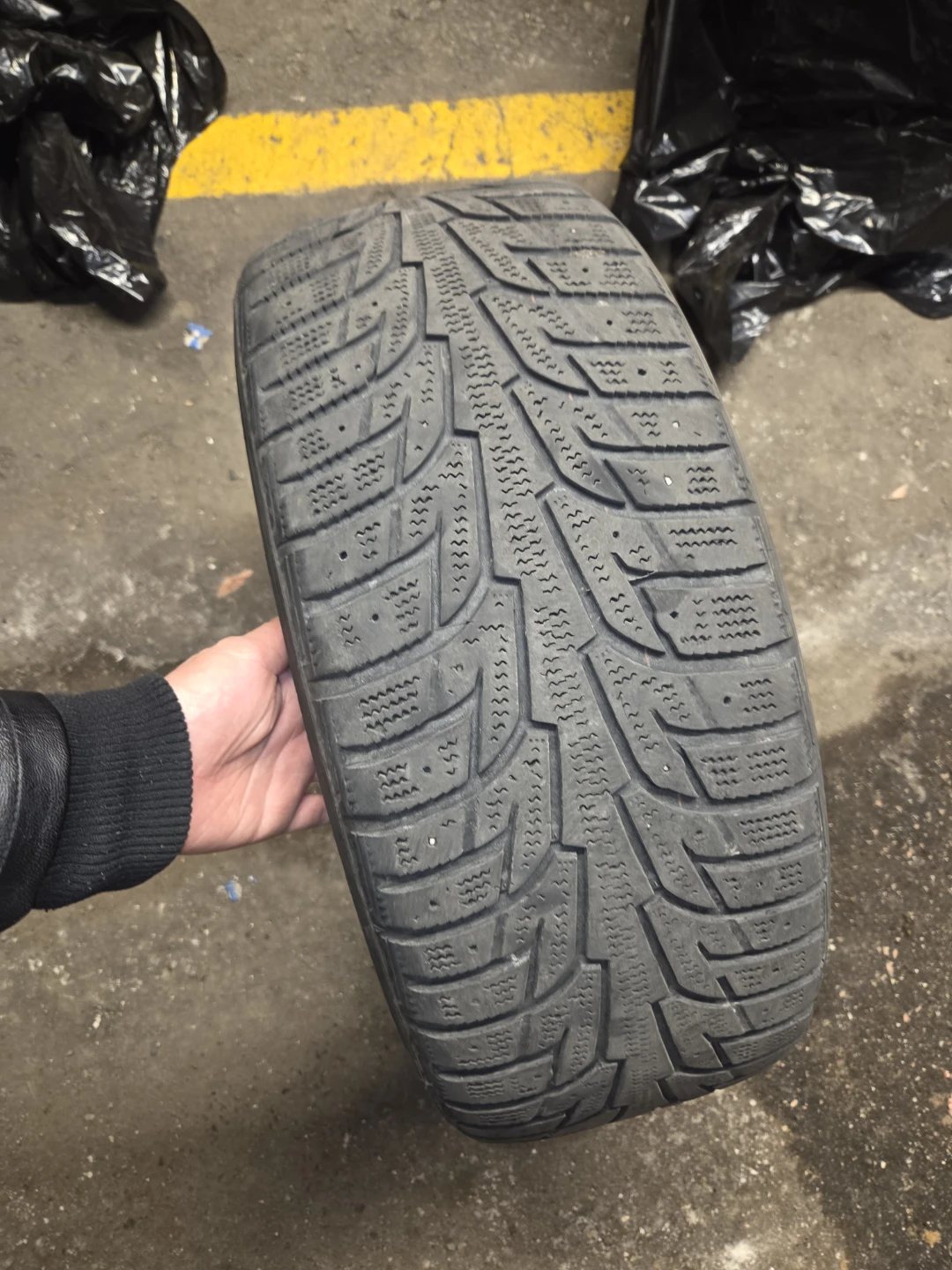 4 Hankook Winter i*Pike RS Tires 215/50R17 - photo 4