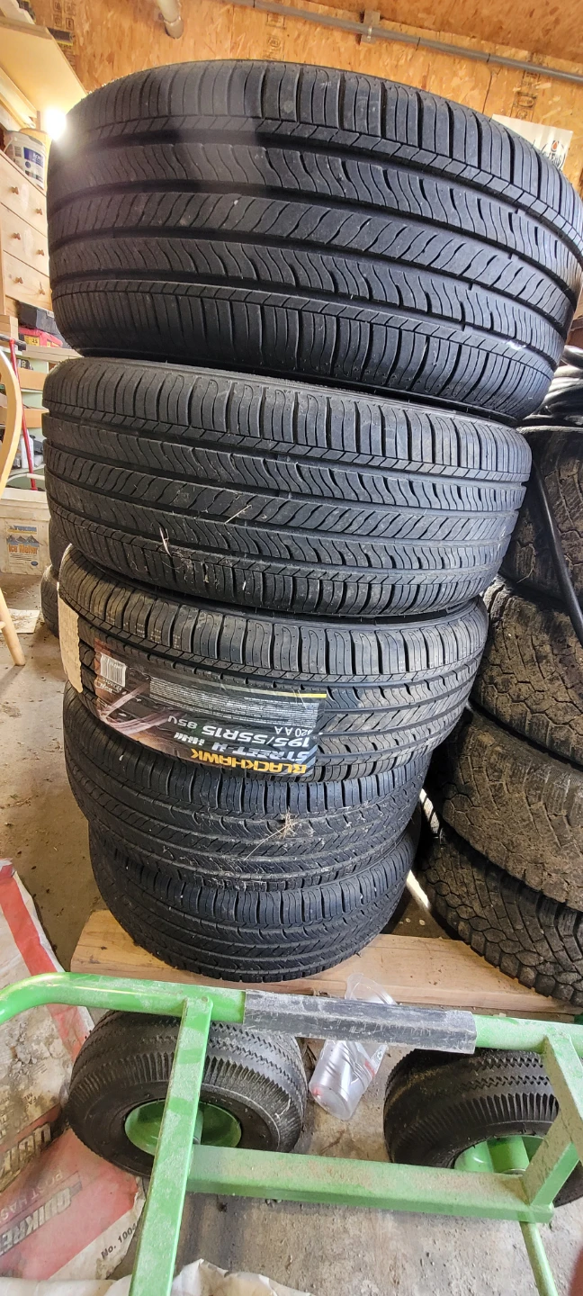 Set of 5 Blackhawk Street-H Tires 195/55R15 - photo 2