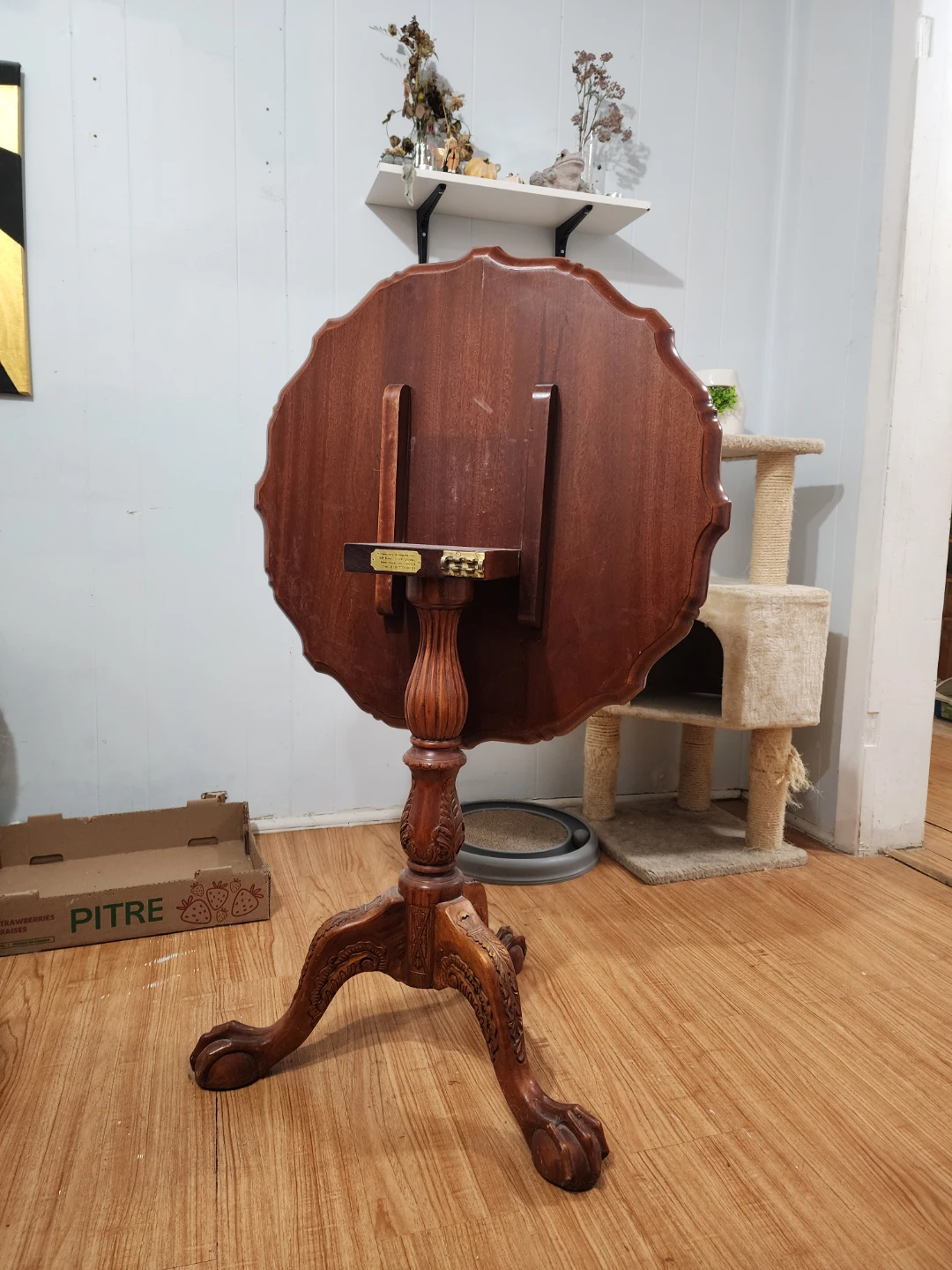 Round Chippendale Style Mahogany Tilt-Top "Pie-Crust" Tea Table - photo 5