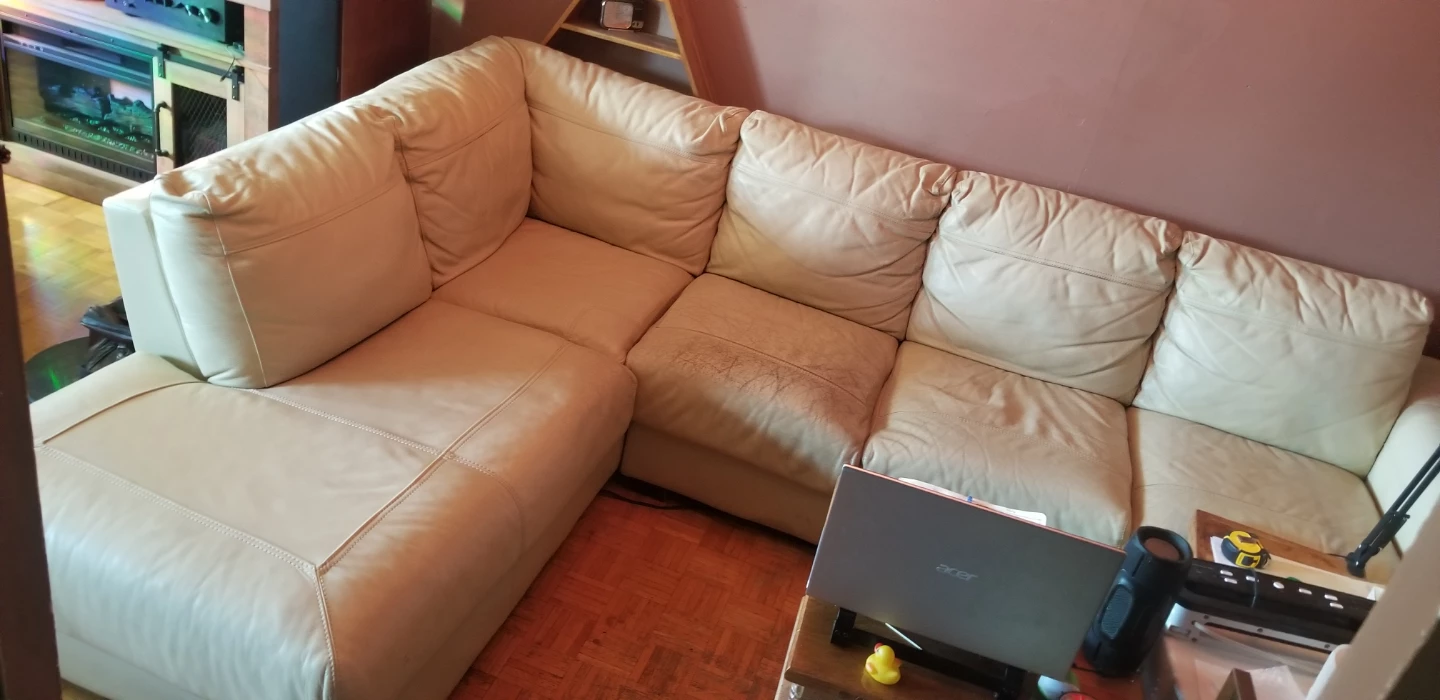 Cream Leather Sectional Sofa - photo 4