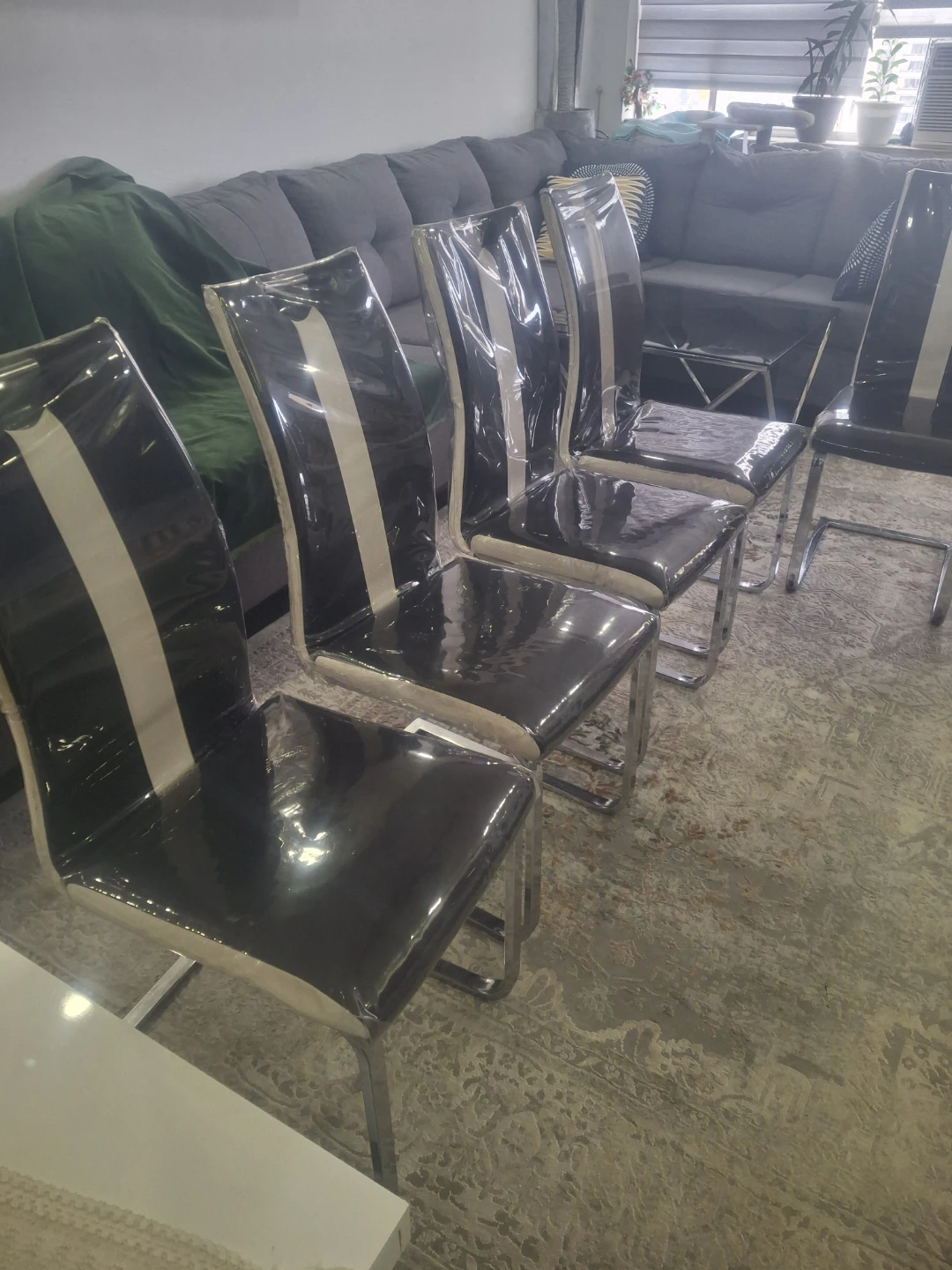 Modern Dining Table and 6 Chairs Set - photo 4