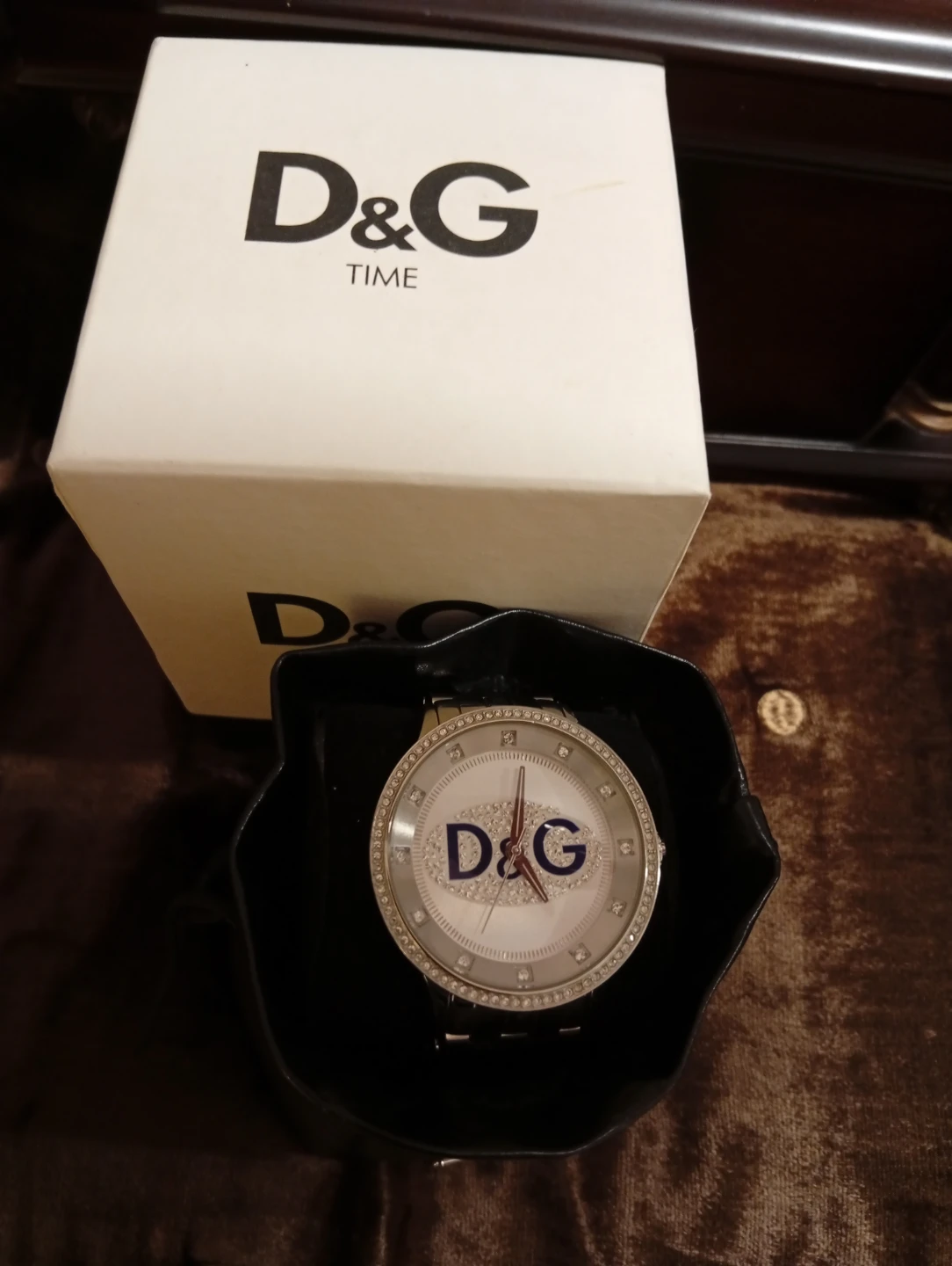 D&G Time watch with crystals