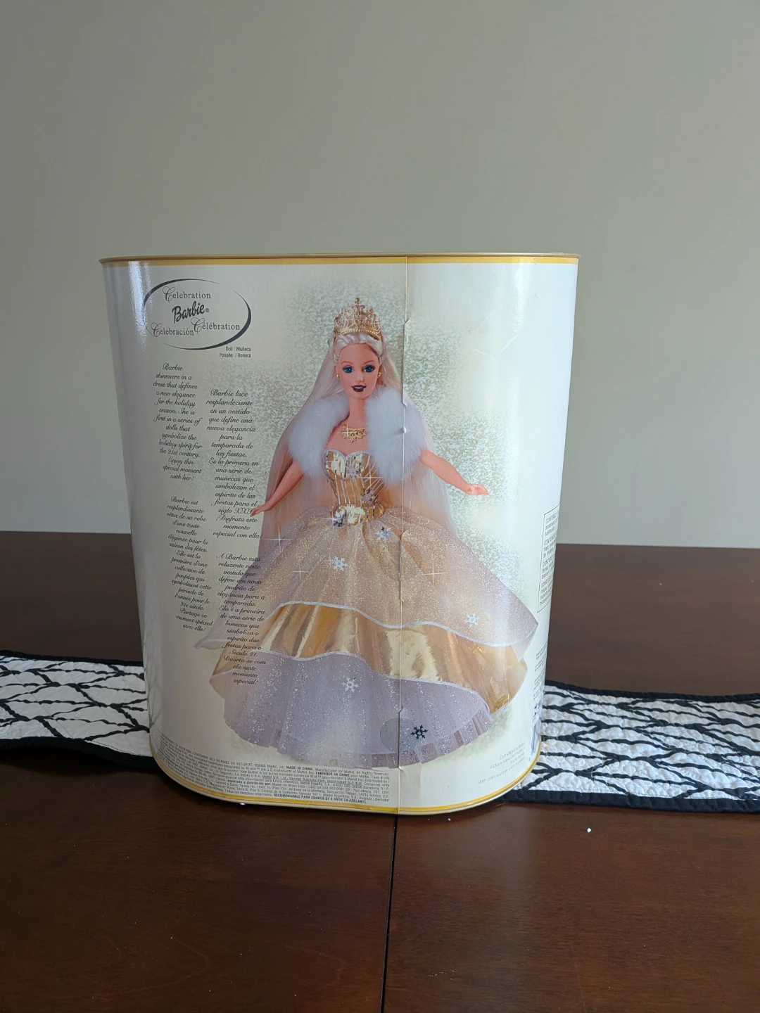 Celebration Barbie Special 2000 Edition - photo 3