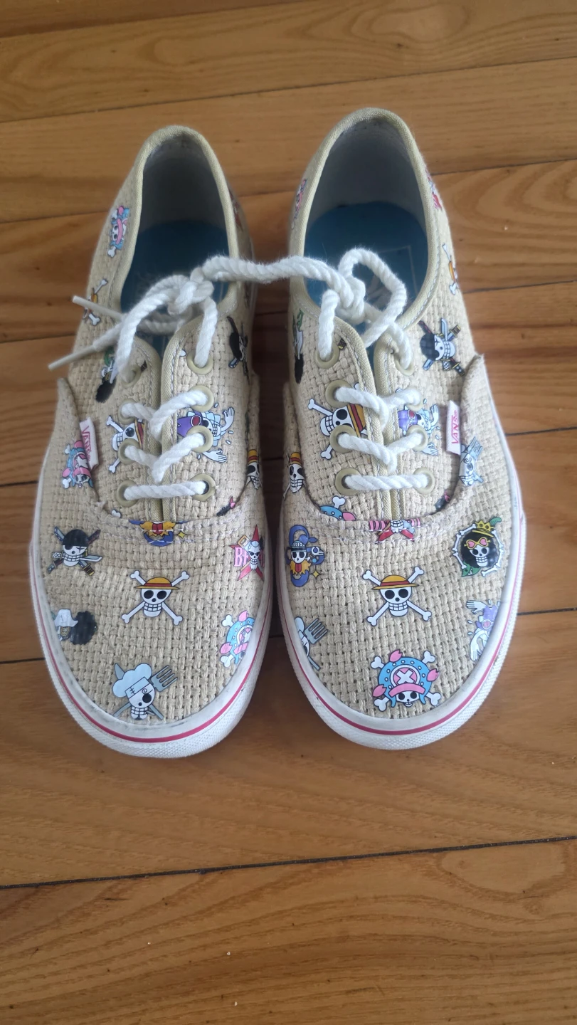 Vans x One Piece Sneakers – Limited Edition – Size 7.5