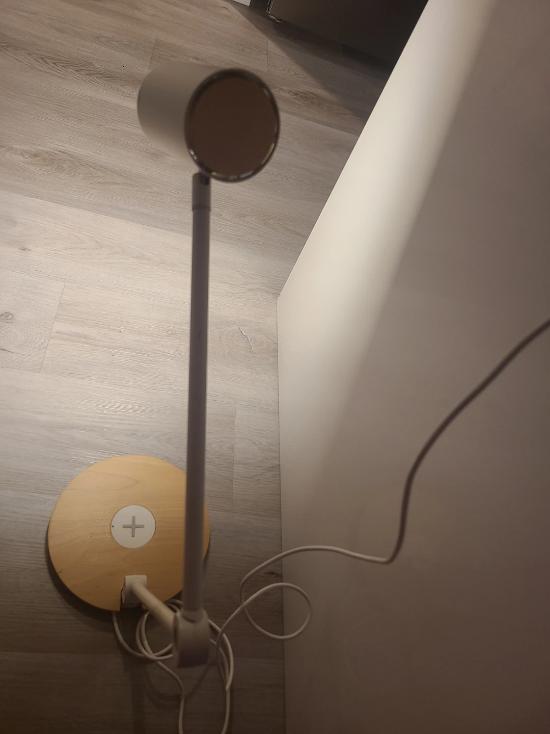 RIGGAD LED work lamp with wireless charging - photo 2