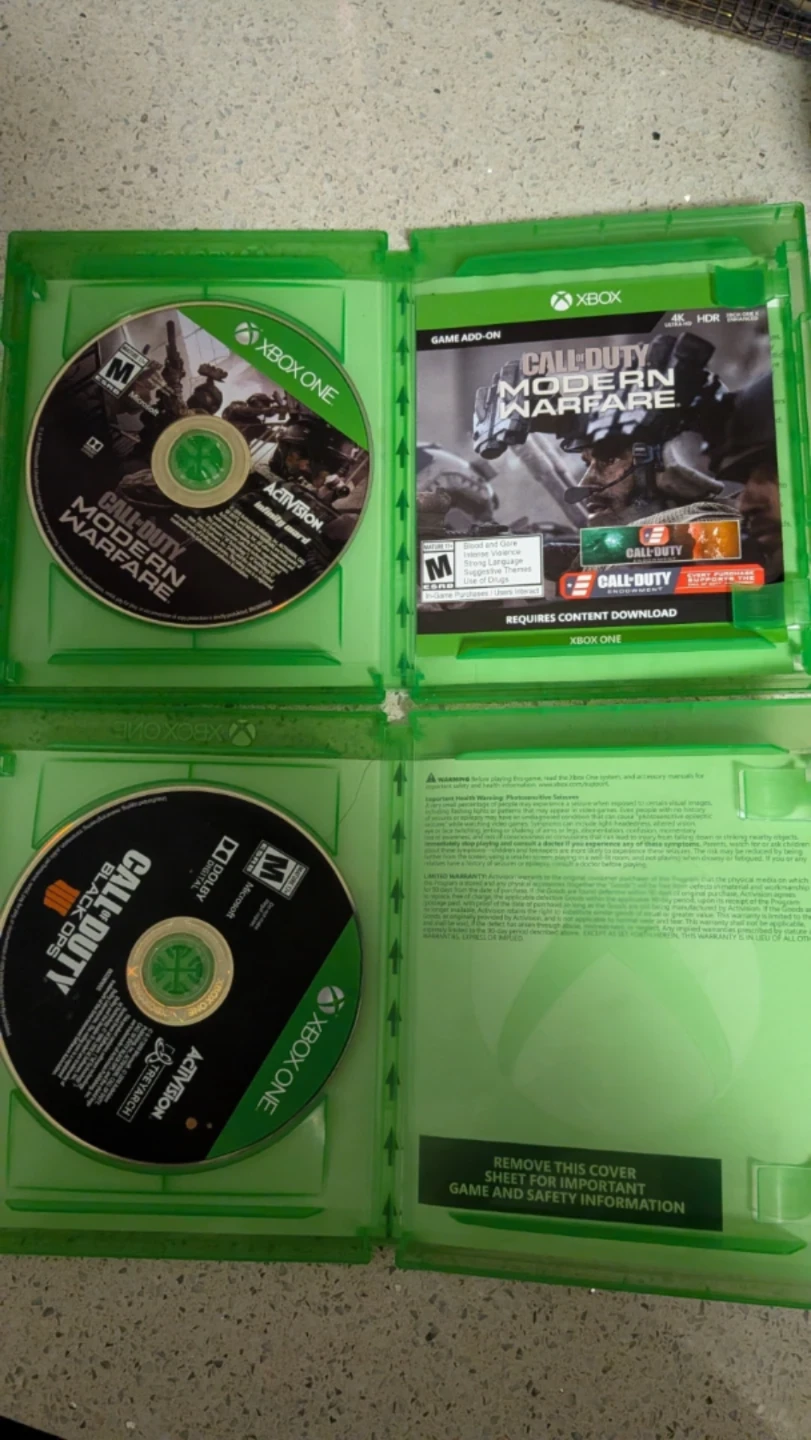 Call of Duty Modern Warfare and Black Ops 4 Xbox One - photo 3