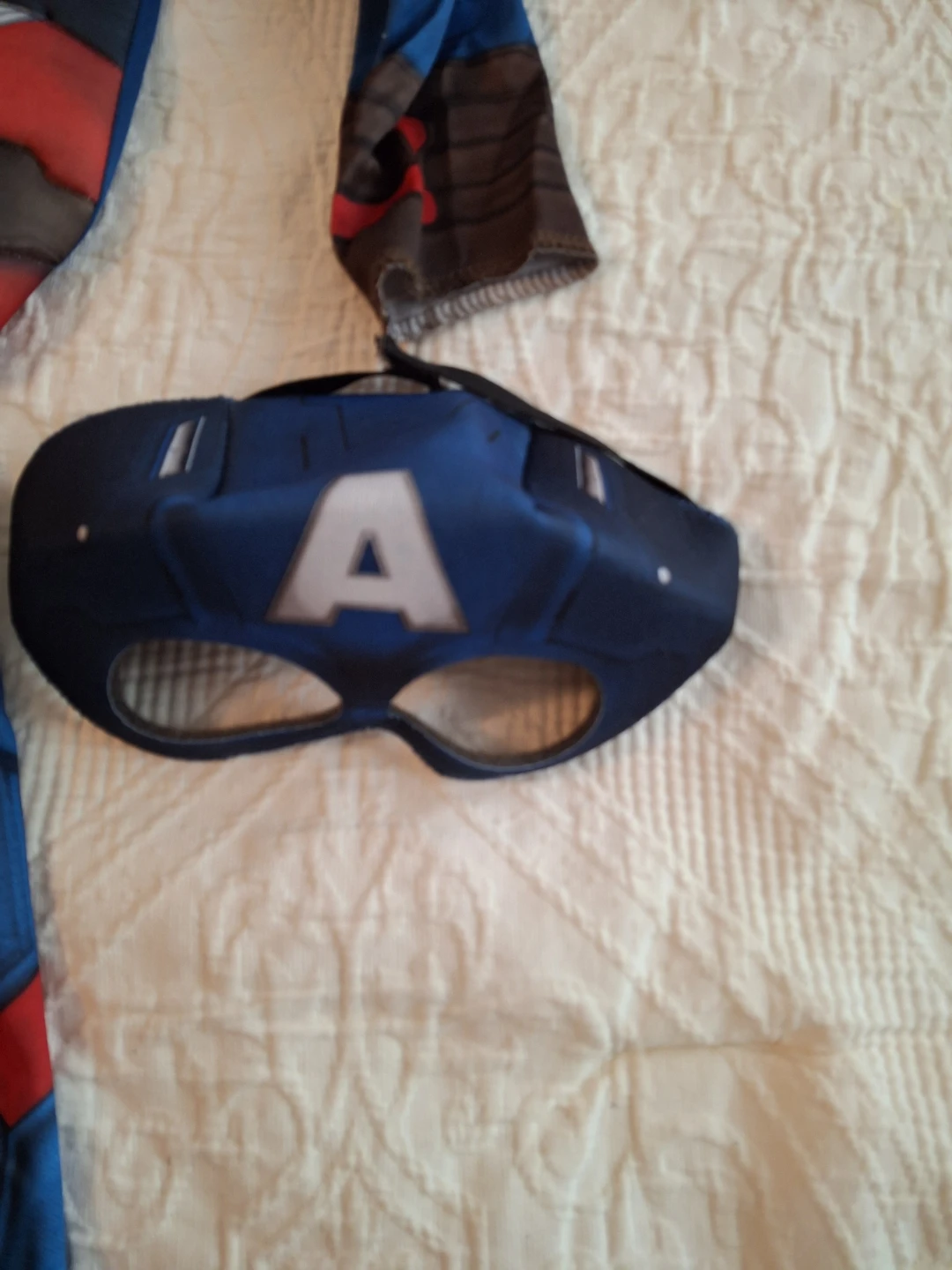 Marvel Captain America Costume Size 3T-4T - photo 2