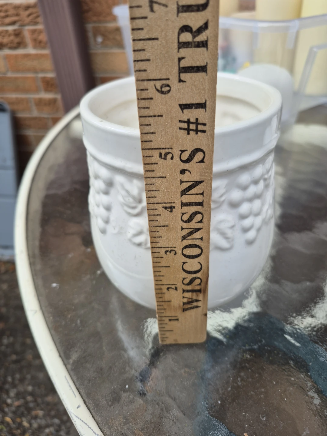 Ceramic pot (Skokie)