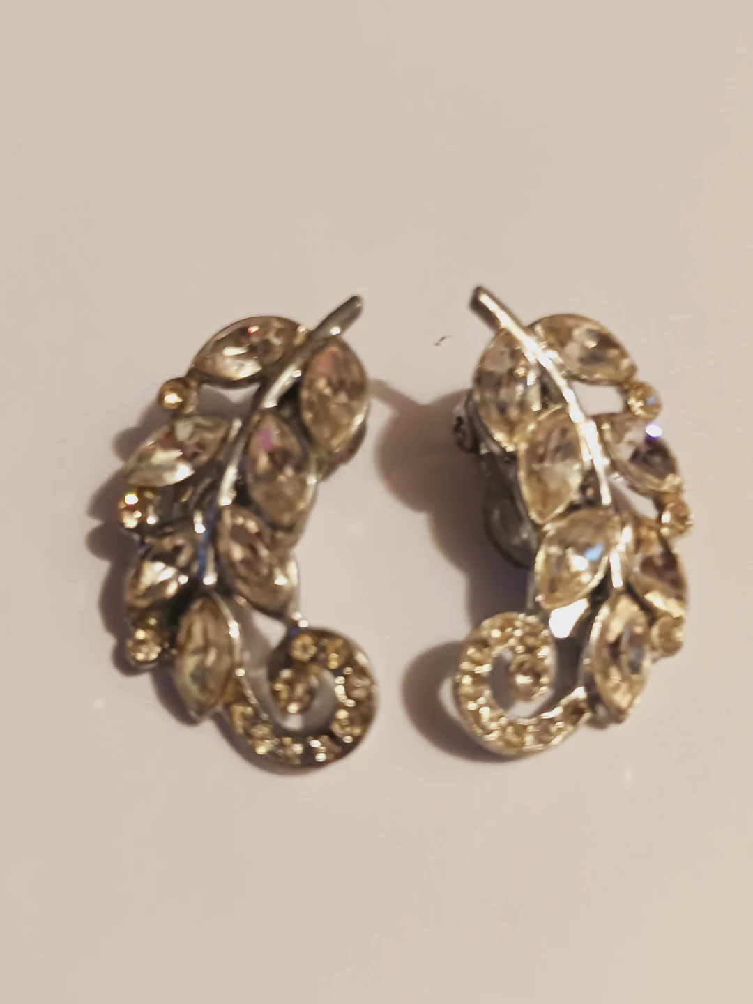 Gorgeous Vintage GRACE KELLY  Sparkling Clip-On Earrings - photo 2