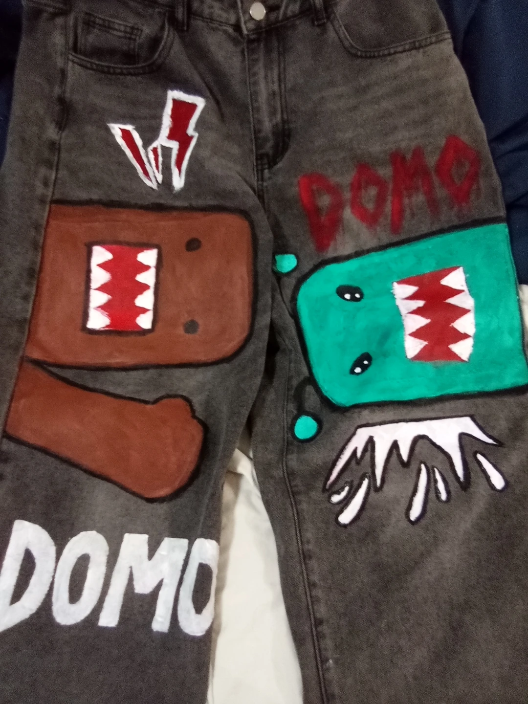 Custom Painted Jeans Size 34 - photo 3